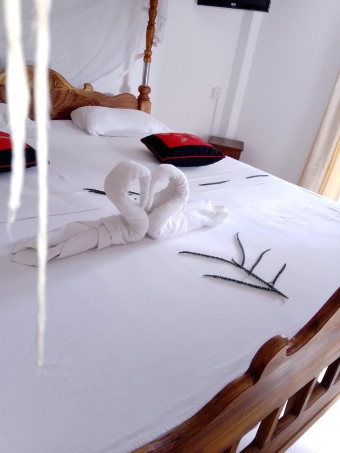 Damith Guest House Унаватуна Экстерьер фото